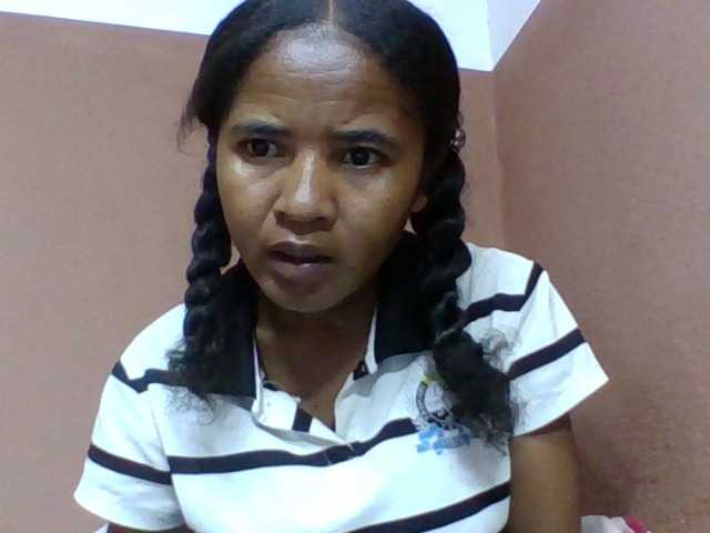 Claudia1a live cam