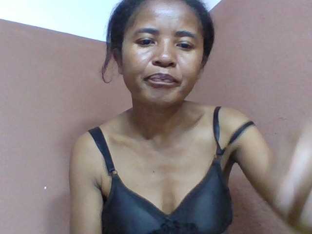 Claudia1a live cam on BongaCams