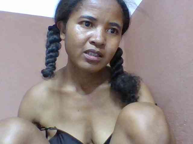 Claudia1a webcam