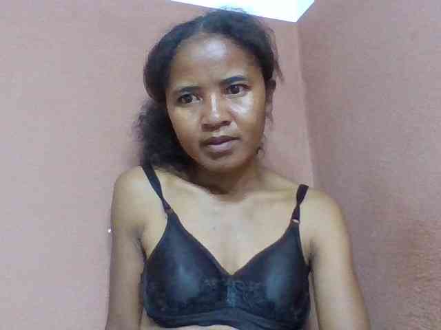 Claudia1a webcam