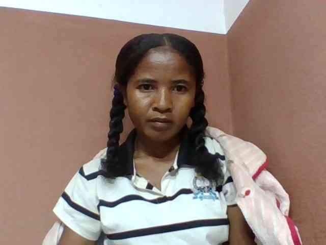 Claudia1a webcam