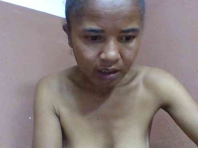 Claudia1a webcam