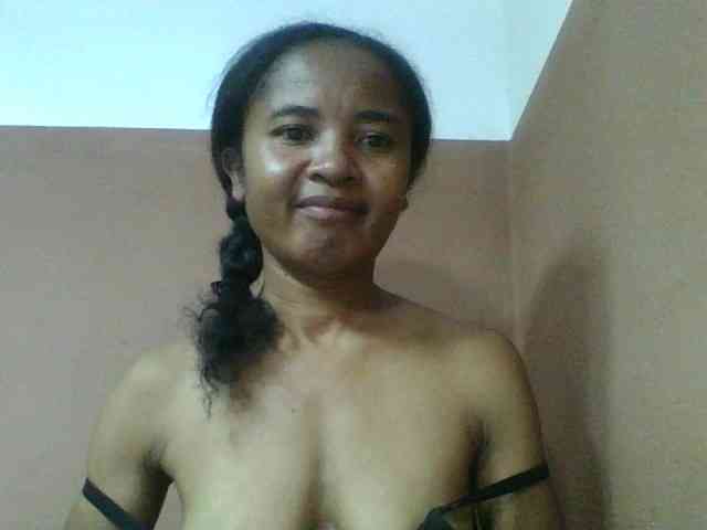 Claudia1a webcam