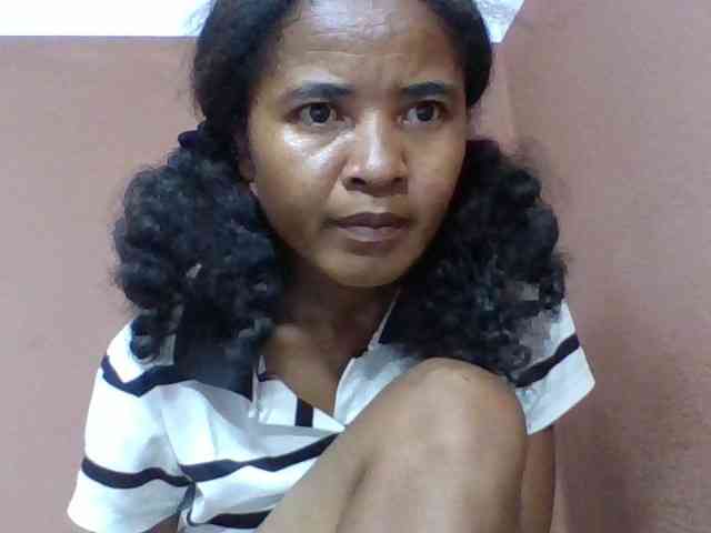 Claudia1a webcam