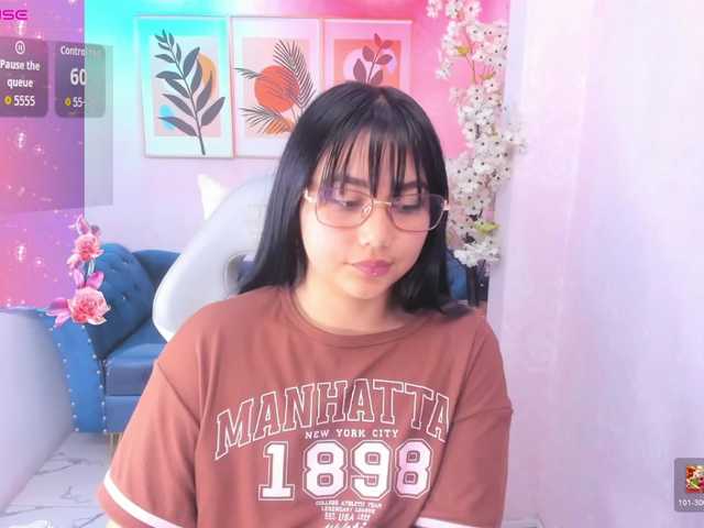 Carolina-cherry live cam on BongaCams