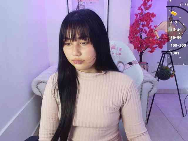 carolina-cherry's live room