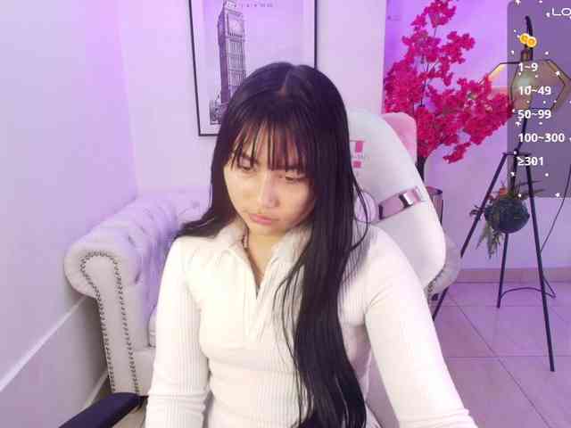Carolina-cherry Live Webcam on BongaCams