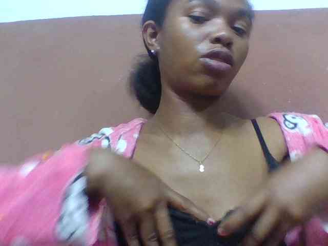 Leanie1 webcam