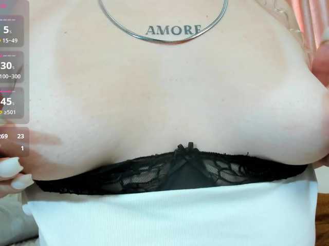 foxkisss live cam on BongaCams