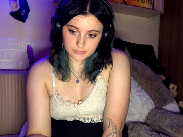 JenaVenanzi live cam on BongaCams
