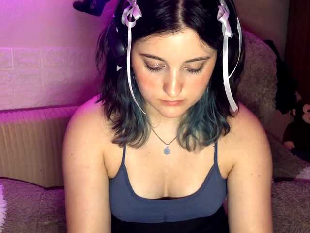 JenaVenanzi live cam on BongaCams