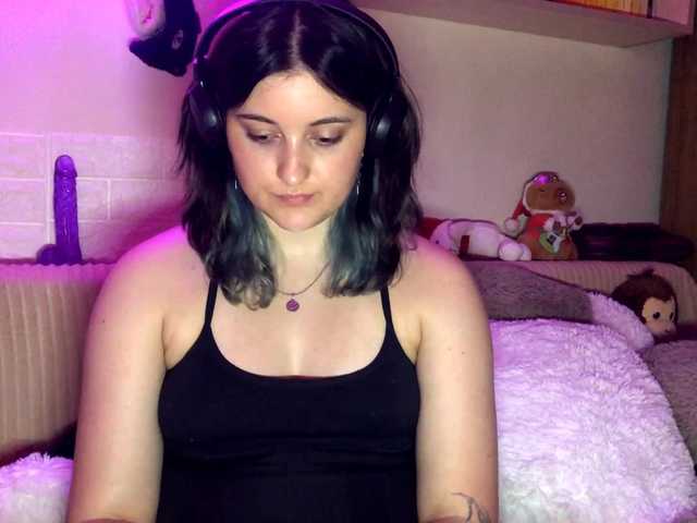 JenaVenanzi live cam on BongaCams