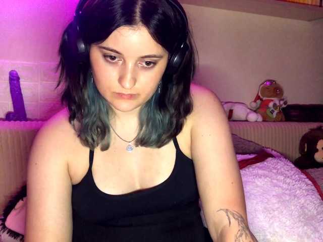 JenaVenanzi live cam on BongaCams