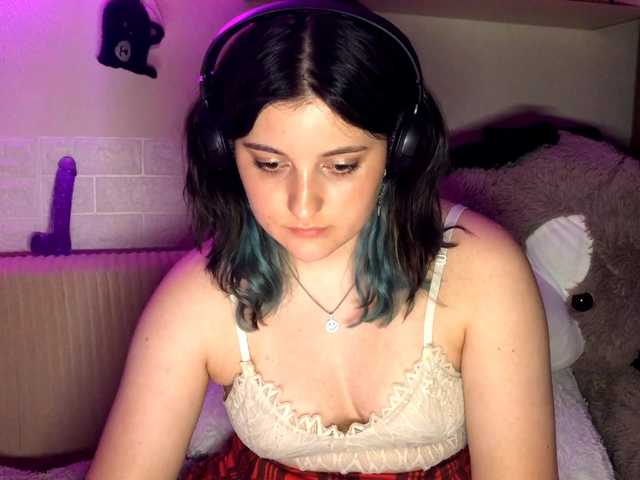 JenaVenanzi live cam on BongaCams