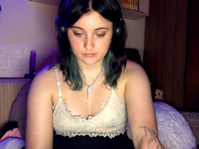 JenaVenanzi live cam on BongaCams