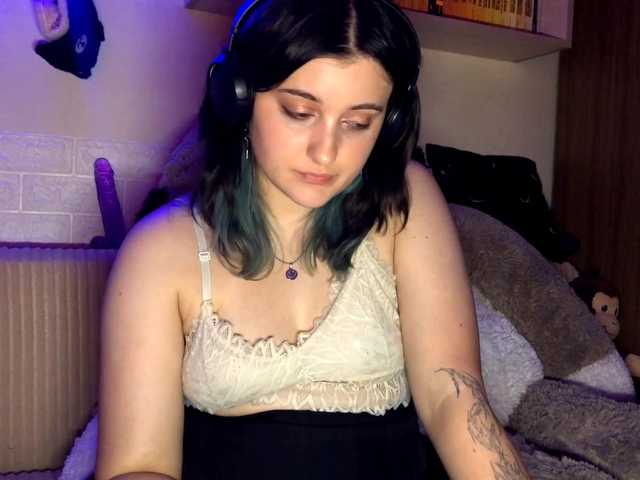 JenaVenanzi live cam on BongaCams