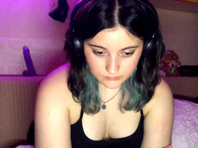 JenaVenanzi live cam on BongaCams
