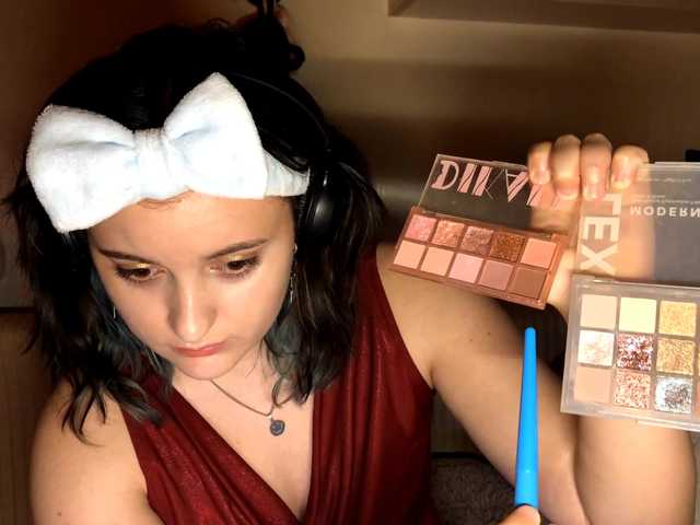 JenaVenanzi live cam on BongaCams