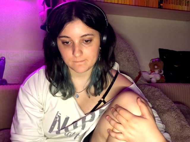 JenaVenanzi live cam on BongaCams