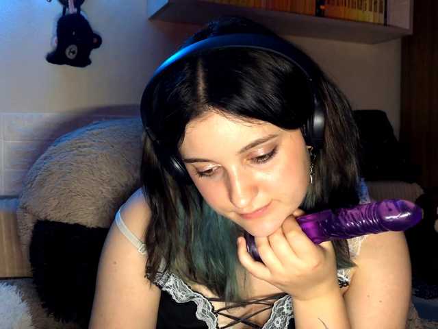 JenaVenanzi live cam on BongaCams