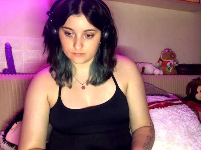 JenaVenanzi live cam on BongaCams