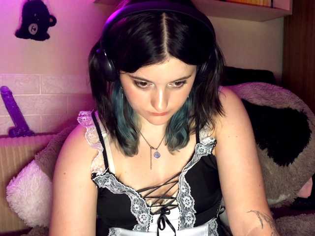 JenaVenanzi live cam on BongaCams
