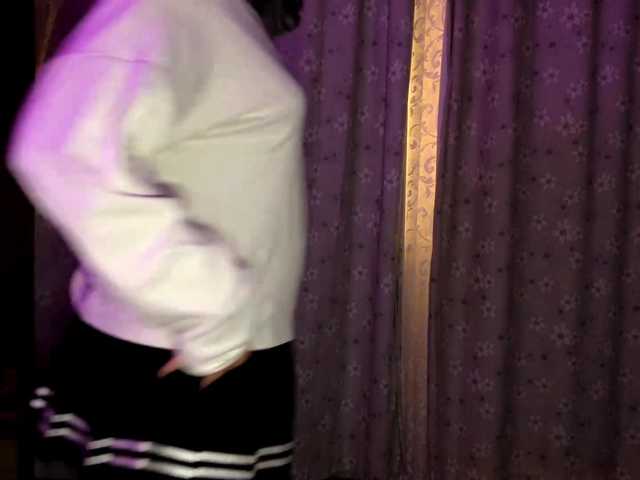 JenaVenanzi live cam on BongaCams