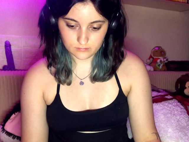 JenaVenanzi live cam on BongaCams