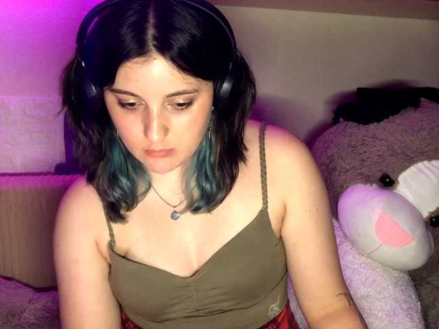 JenaVenanzi live cam on BongaCams