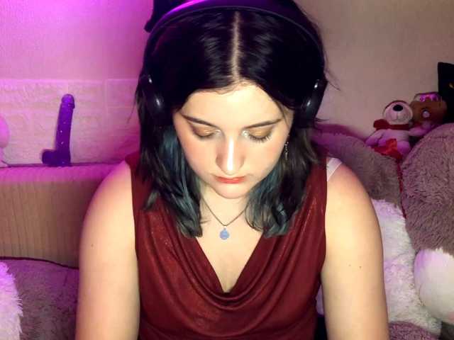 JenaVenanzi live cam on BongaCams