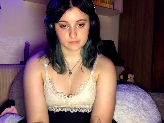 JenaVenanzi live cam on BongaCams