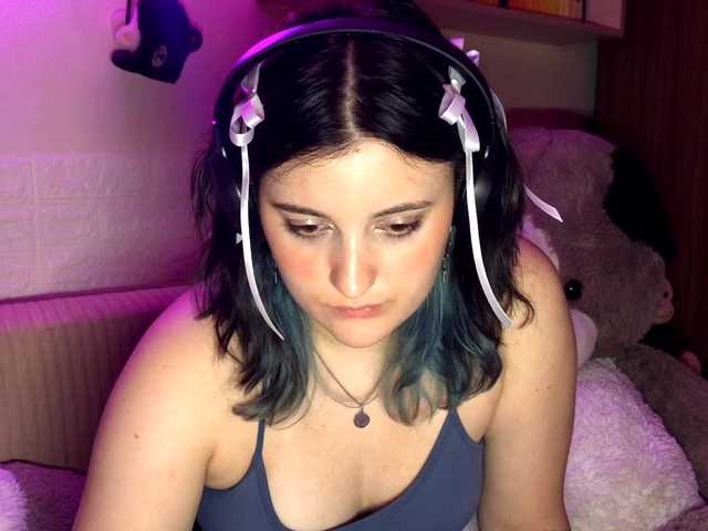 JenaVenanzi live cam on BongaCams