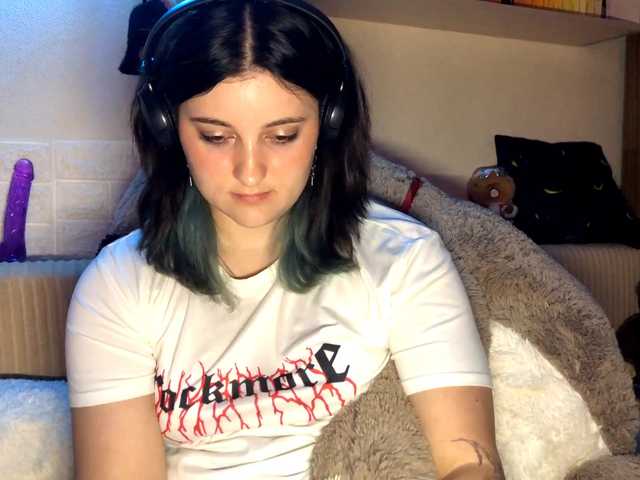 JenaVenanzi live cam on BongaCams
