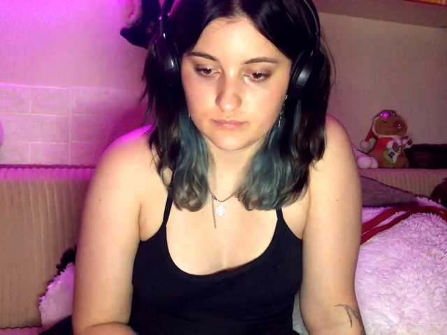 JenaVenanzi live cam on BongaCams