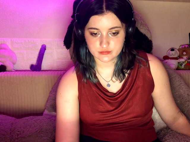 JenaVenanzi live cam on BongaCams