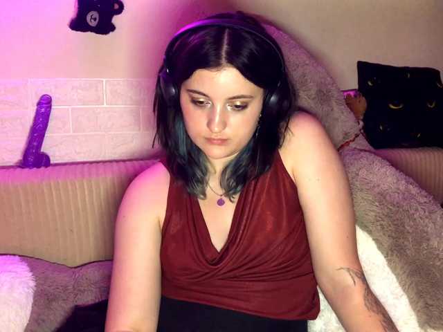 JenaVenanzi live cam on BongaCams