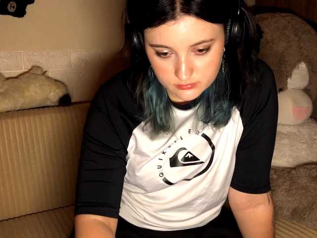 JenaVenanzi live cam on BongaCams