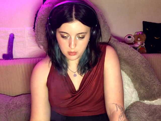JenaVenanzi live cam on BongaCams
