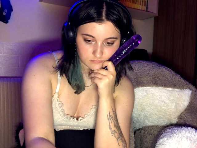 JenaVenanzi live cam on BongaCams