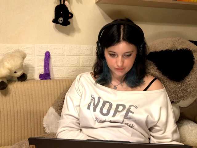 JenaVenanzi live cam on BongaCams