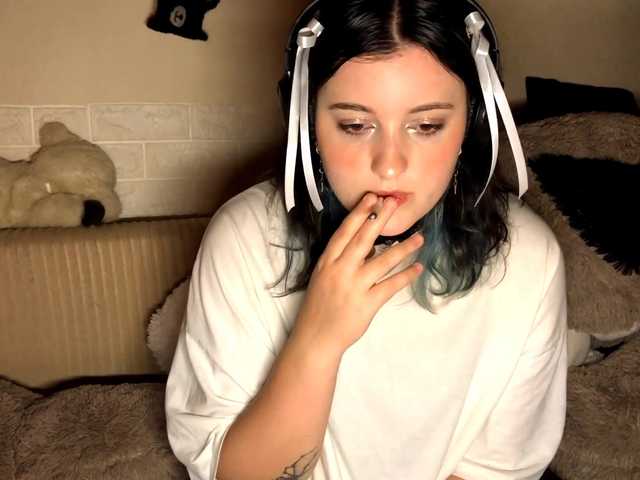 JenaVenanzi live cam on BongaCams