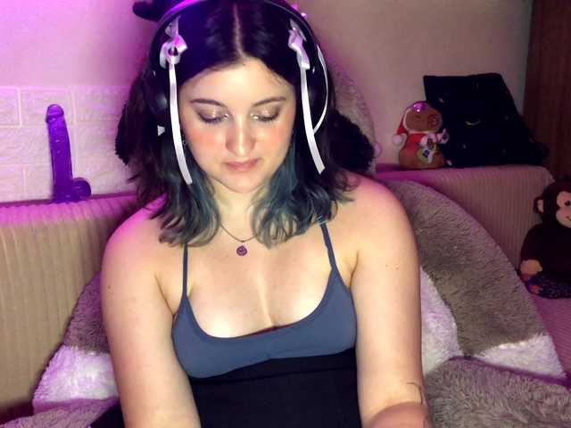 JenaVenanzi live cam on BongaCams
