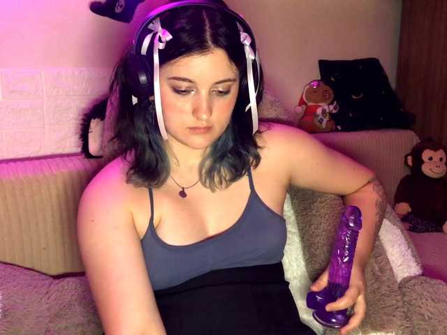 JenaVenanzi live cam on BongaCams