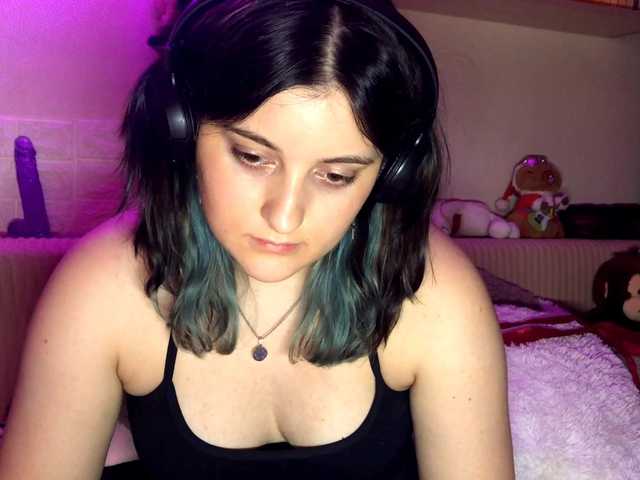 JenaVenanzi live cam on BongaCams