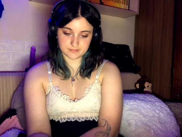 JenaVenanzi live cam on BongaCams