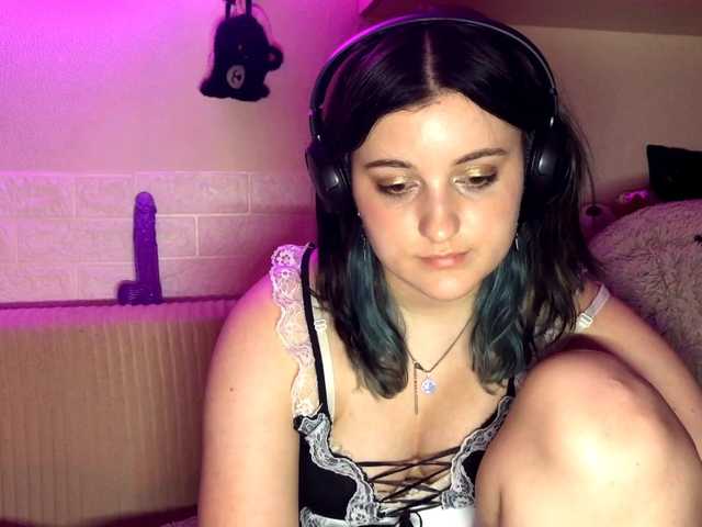 JenaVenanzi live cam on BongaCams