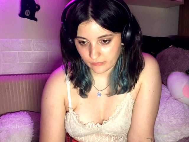 JenaVenanzi live cam on BongaCams