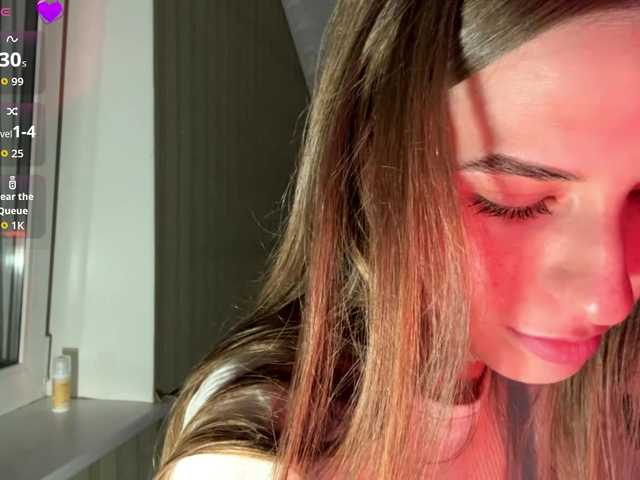 bumblebliss live cam on BongaCams