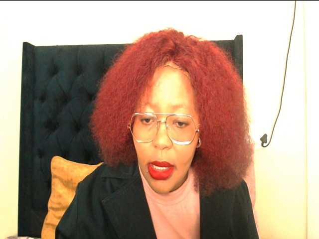 EbonySkyeXX live cam on BongaCams