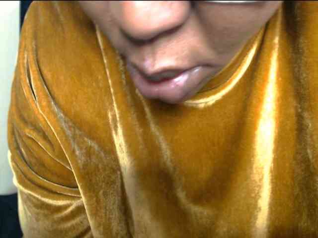EbonySkyeXX webcam